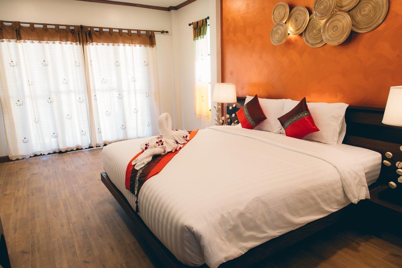 i Lanna House Hotell Chiang Mai Eksteriør bilde