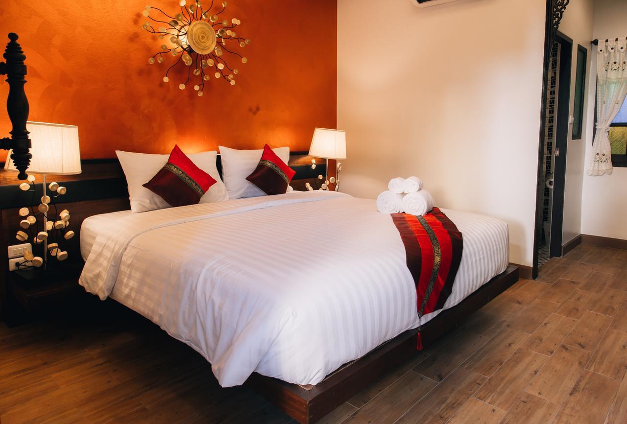 i Lanna House Hotell Chiang Mai Eksteriør bilde